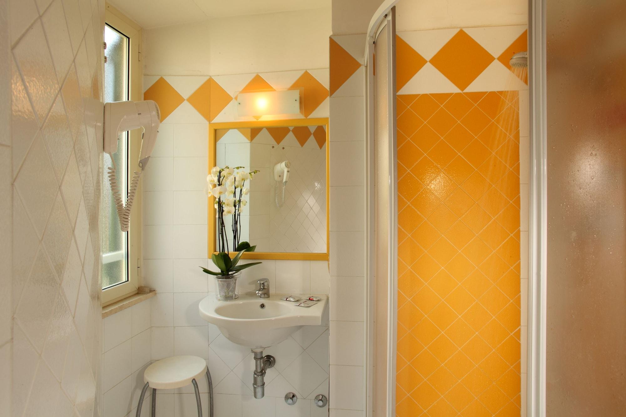 Alessandrino Hotel 3*